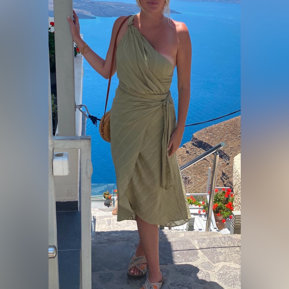 Here comes the sun green midi one shoulder dress